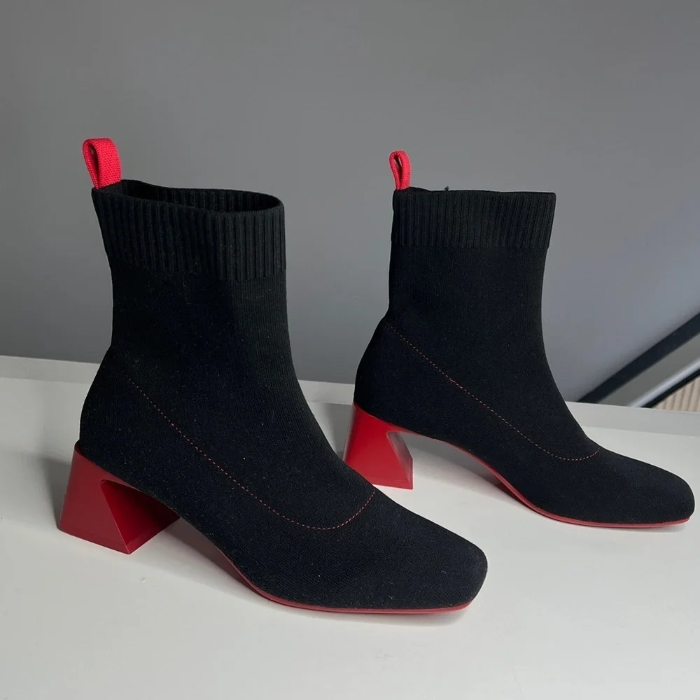 Vivaia Sz 38 Regina Pro Square-Toe Water-Repellent Red 2.25” Heeled Sock Boot